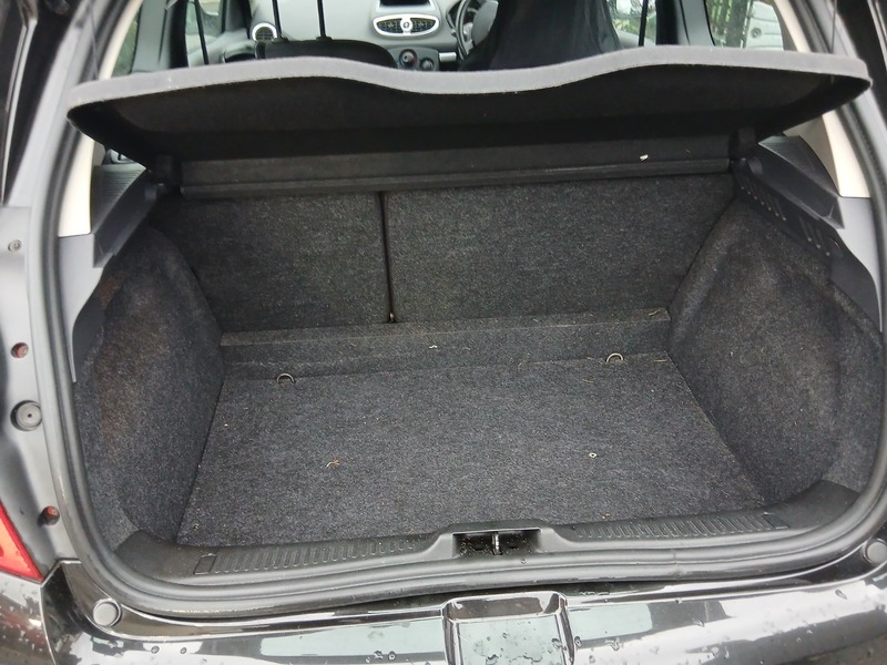 Used Renault Clio 2006 for sale - 76986569: Photo 23