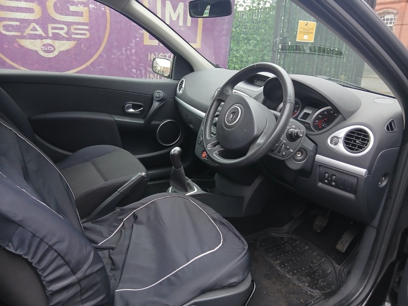 Used Renault Clio 2006 for sale - 76986569: Photo 9