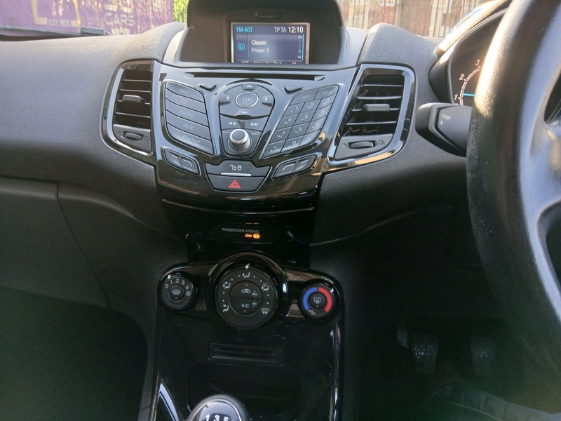 Used Ford Fiesta 2017 for sale - 77172863: Photo 10