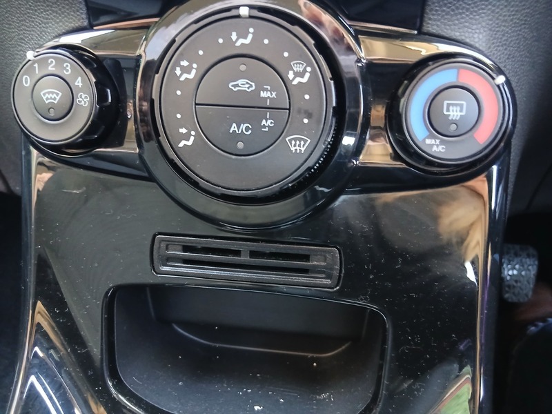 Used Ford Fiesta 2017 for sale - 77172863: Photo 12