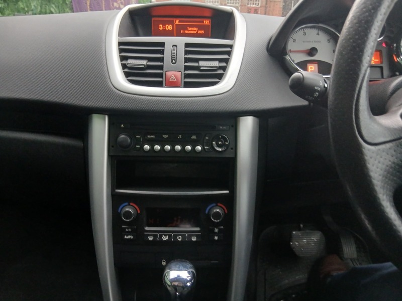 Used Peugeot 207 2011 for sale - 76559717: Photo 16