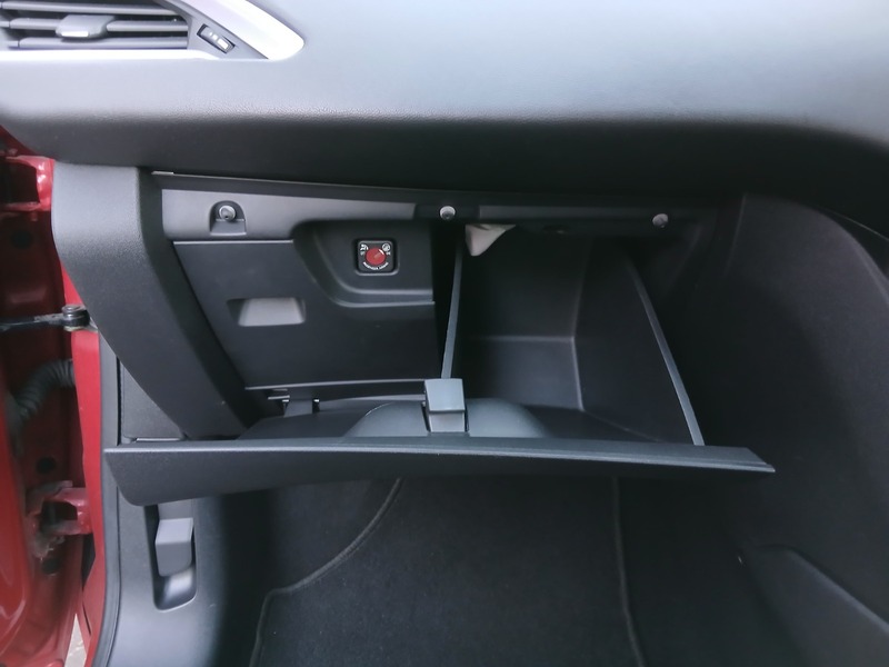 Used Peugeot 208 2015 for sale - 77021744: Photo 20