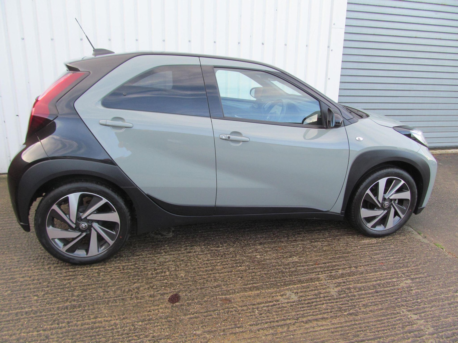 Used Toyota Aygo X 2024 for sale - 76998932: Photo 8