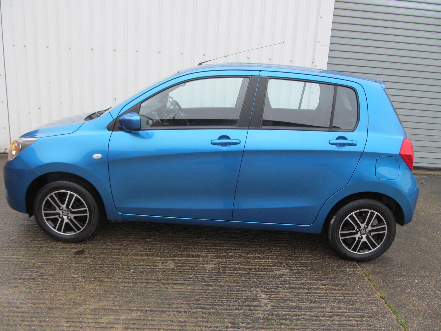 Used Suzuki Celerio 2015 for sale - 76975930: Photo 4