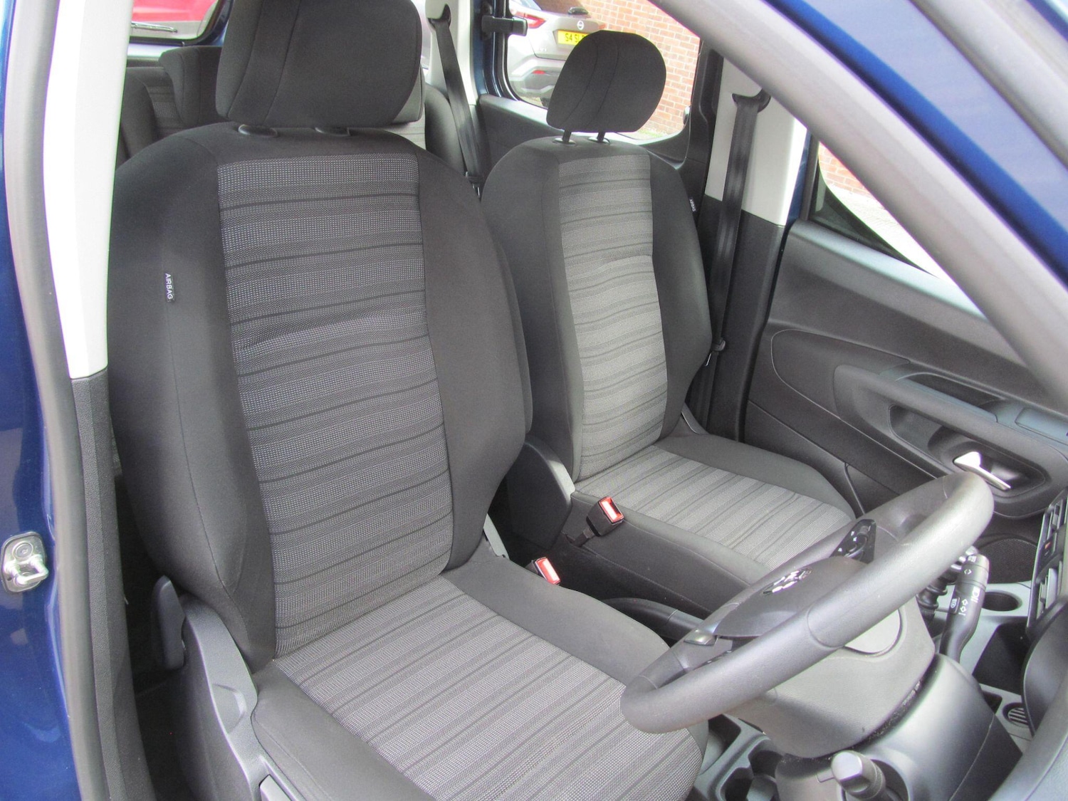 Used Vauxhall Combo Life 2019 for sale - 76988976: Photo 14