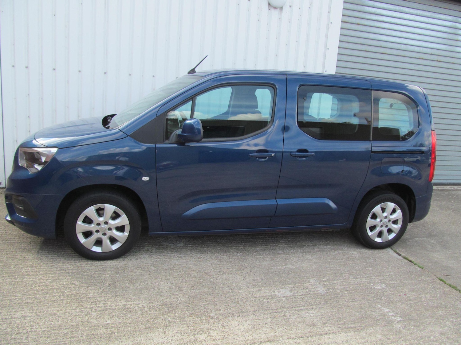 Used Vauxhall Combo Life 2019 for sale - 76988976: Photo 5