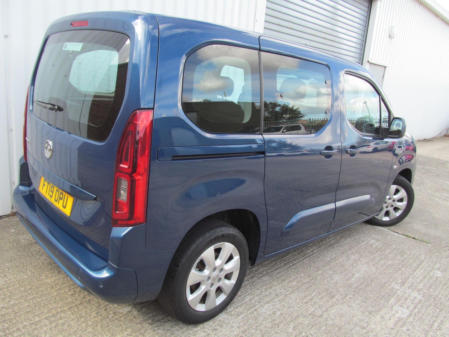 Used Vauxhall Combo Life 2019 for sale - 76988976: Photo 6