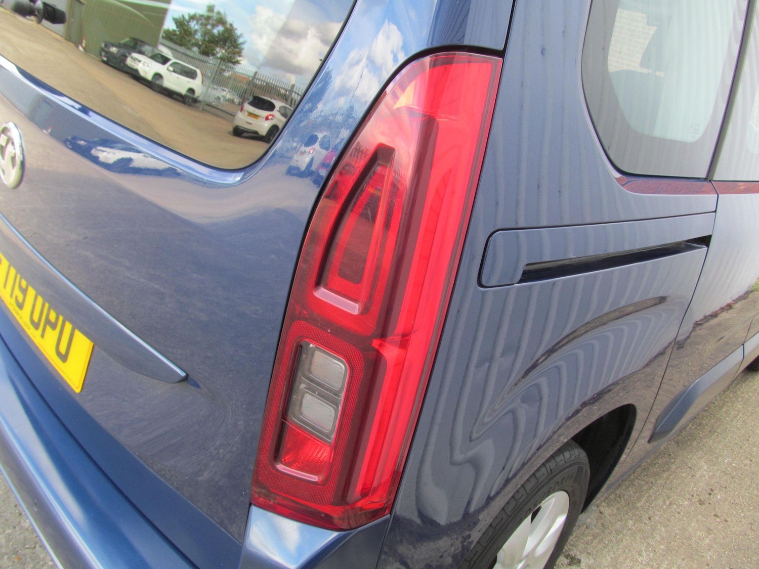 Used Vauxhall Combo Life 2019 for sale - 76988976: Photo 9