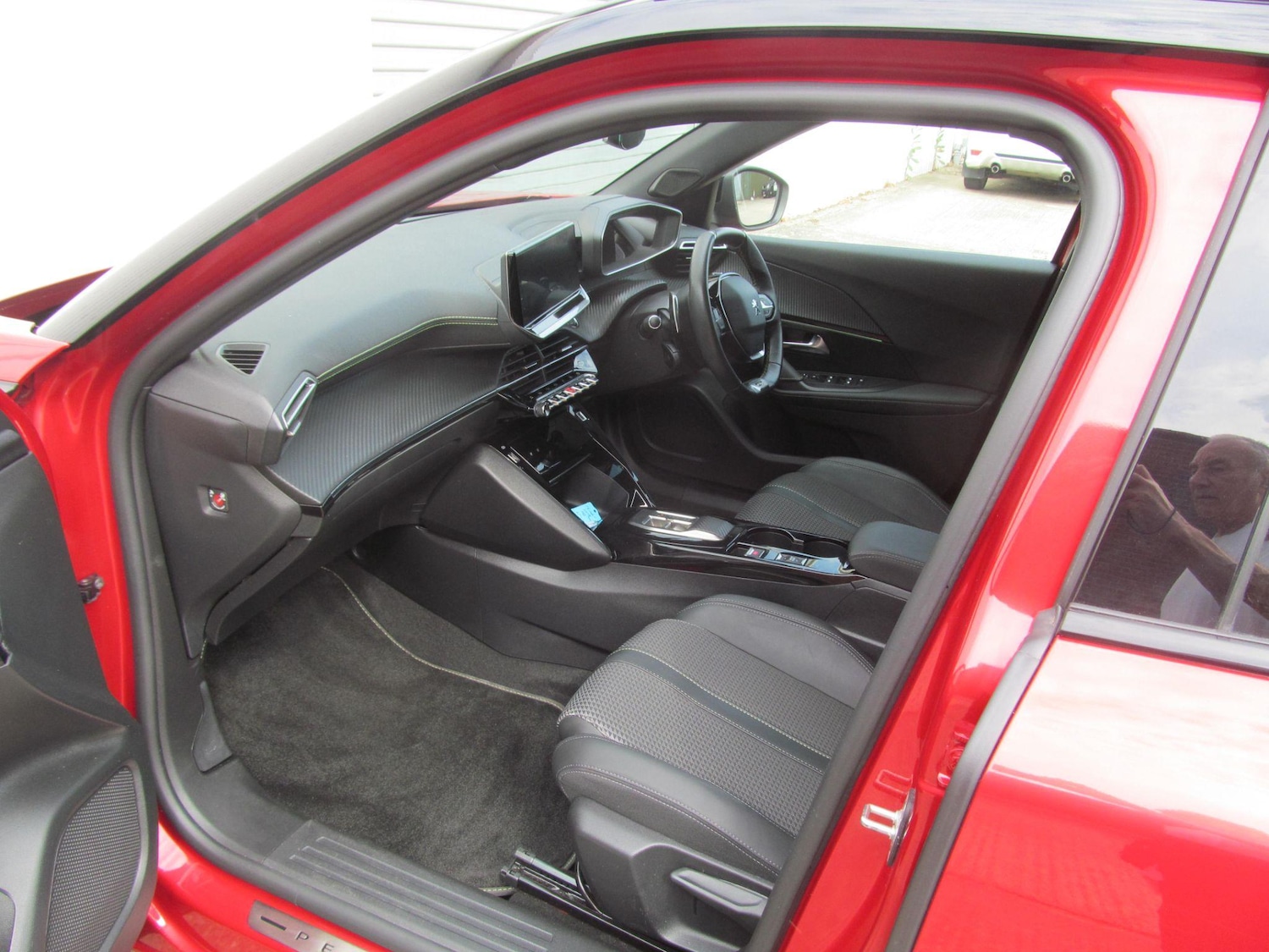 Used Peugeot 2008 2022 for sale - 77163652: Photo 10