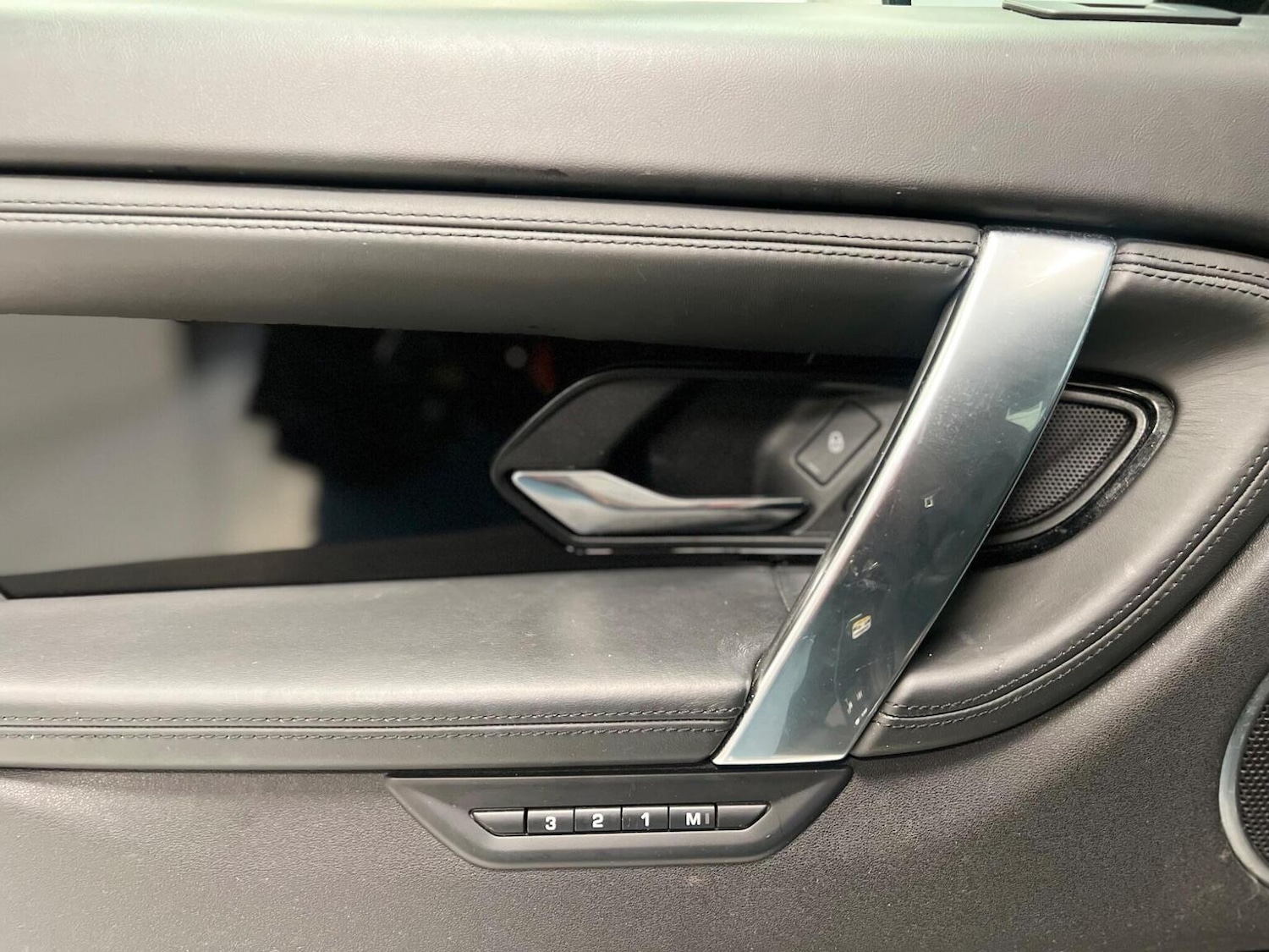 Used Land Rover Discovery Sport 2019 for sale - 77802065: Photo 37