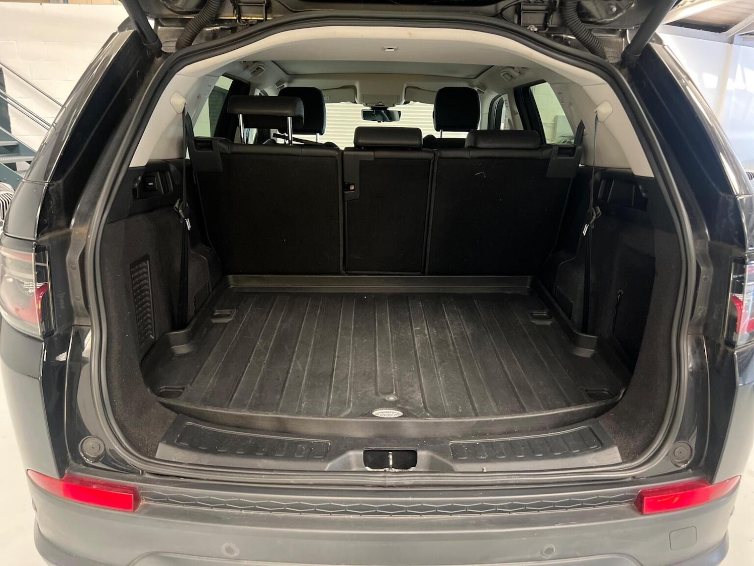 Used Land Rover Discovery Sport 2019 for sale - 77802065: Photo 46