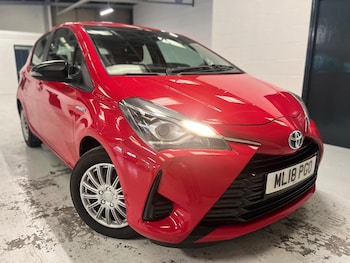 Used Toyota Yaris 2018 for sale - 77802064: Photo