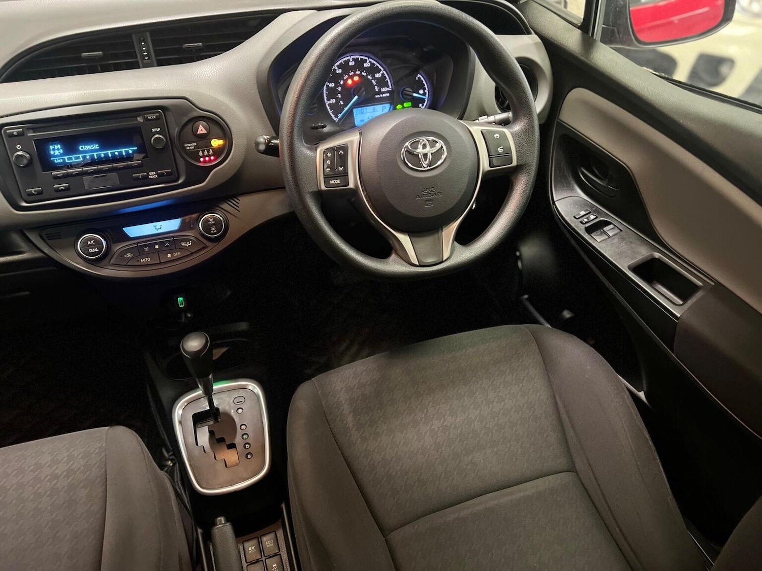 Used Toyota Yaris 2018 for sale - 77802064: Photo 34