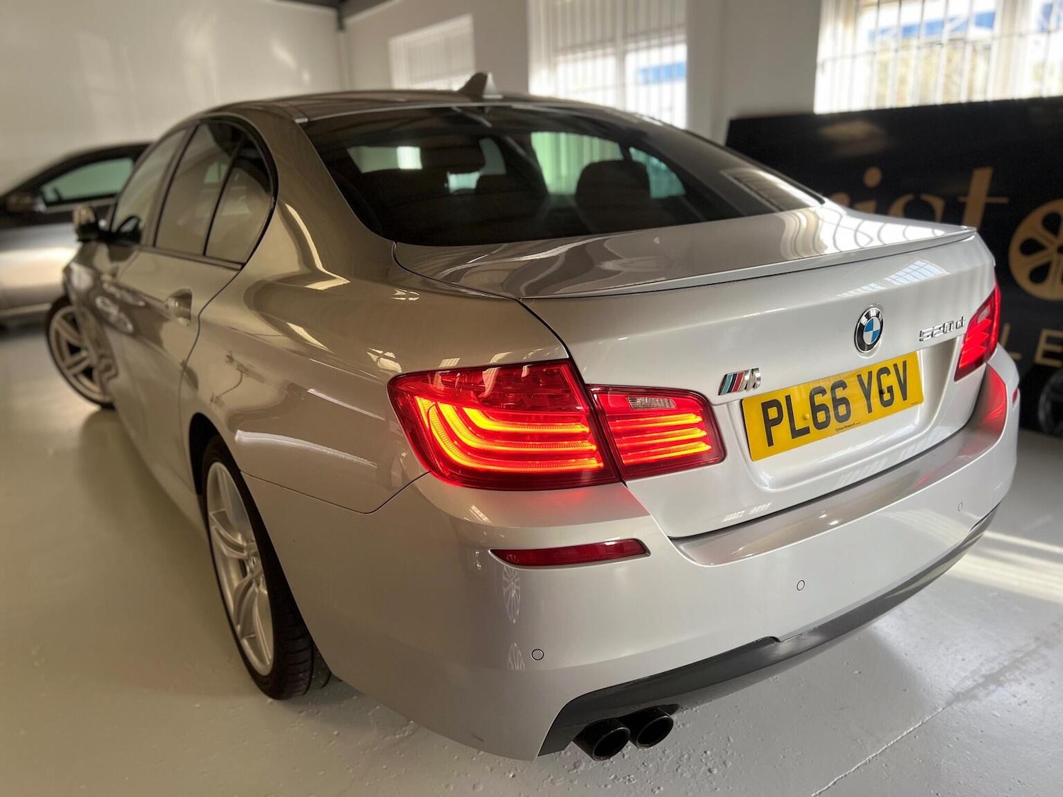 Used BMW 5 Series 2016 for sale - 77802061: Photo 35