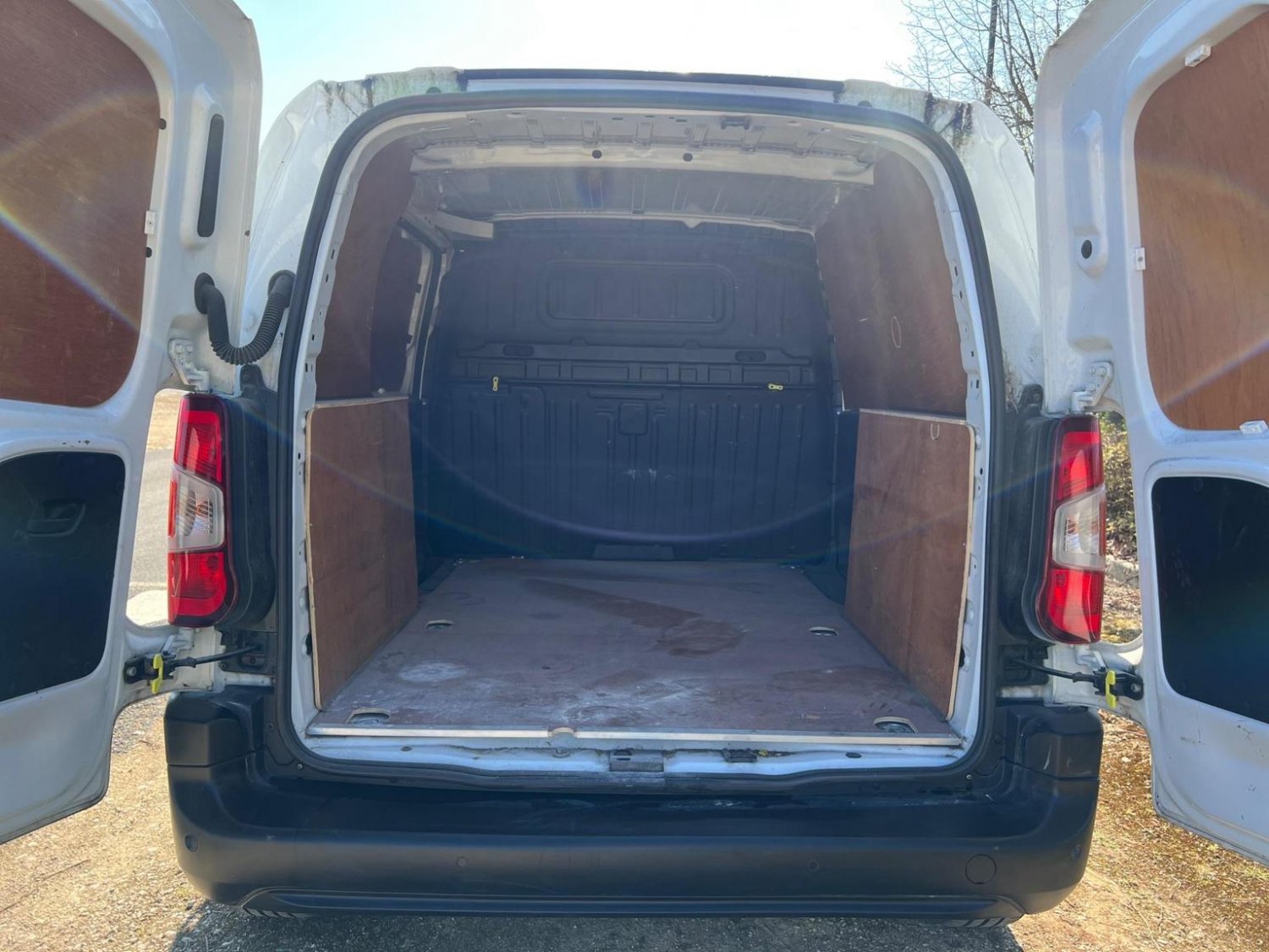 Used Peugeot Partner 2021 for sale - 78011329: Photo 35