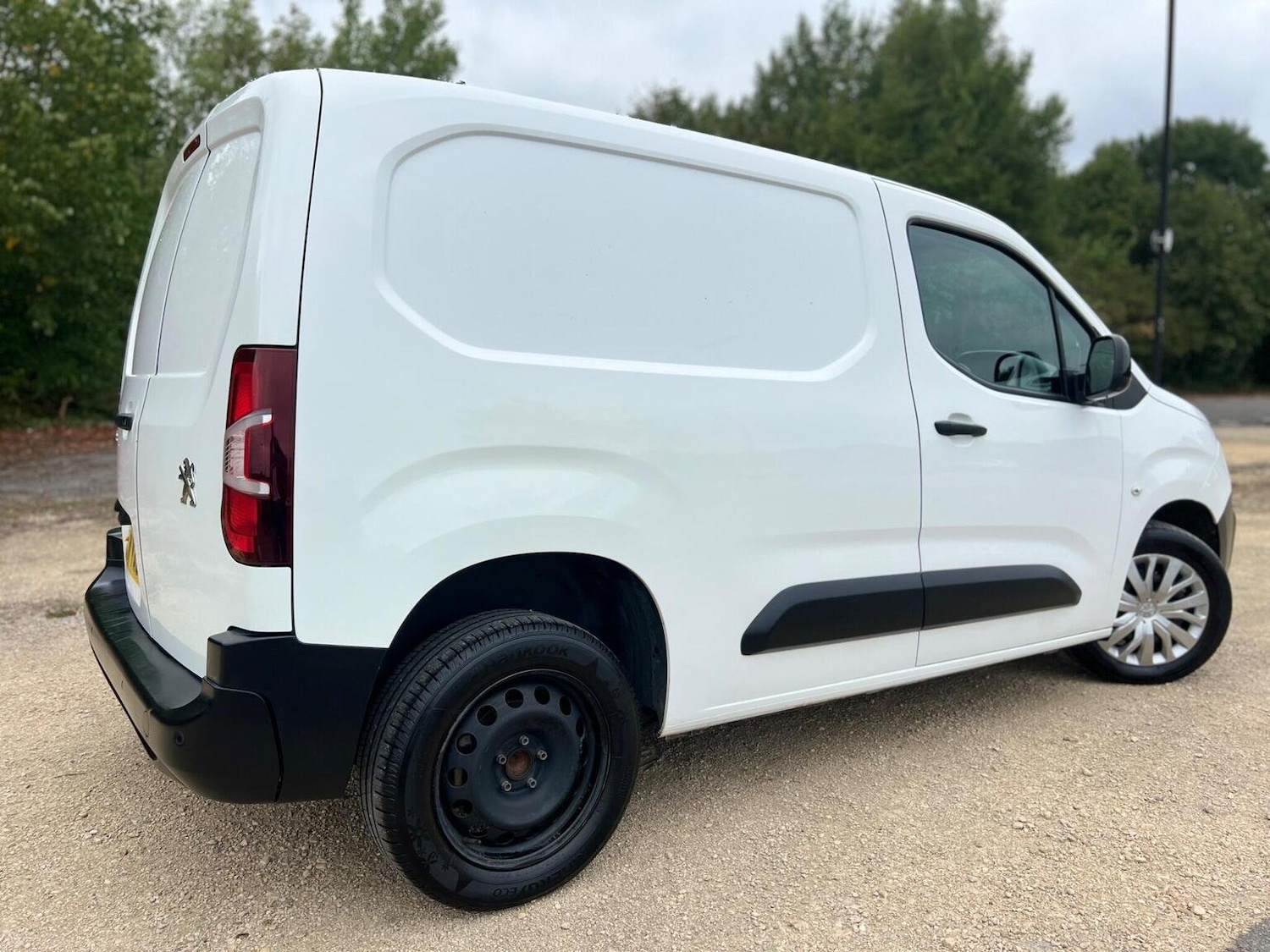 Used Peugeot Partner 2021 for sale - 77802070: Photo 21