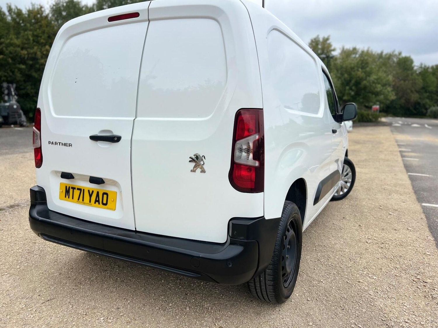 Used Peugeot Partner 2021 for sale - 77802070: Photo 22