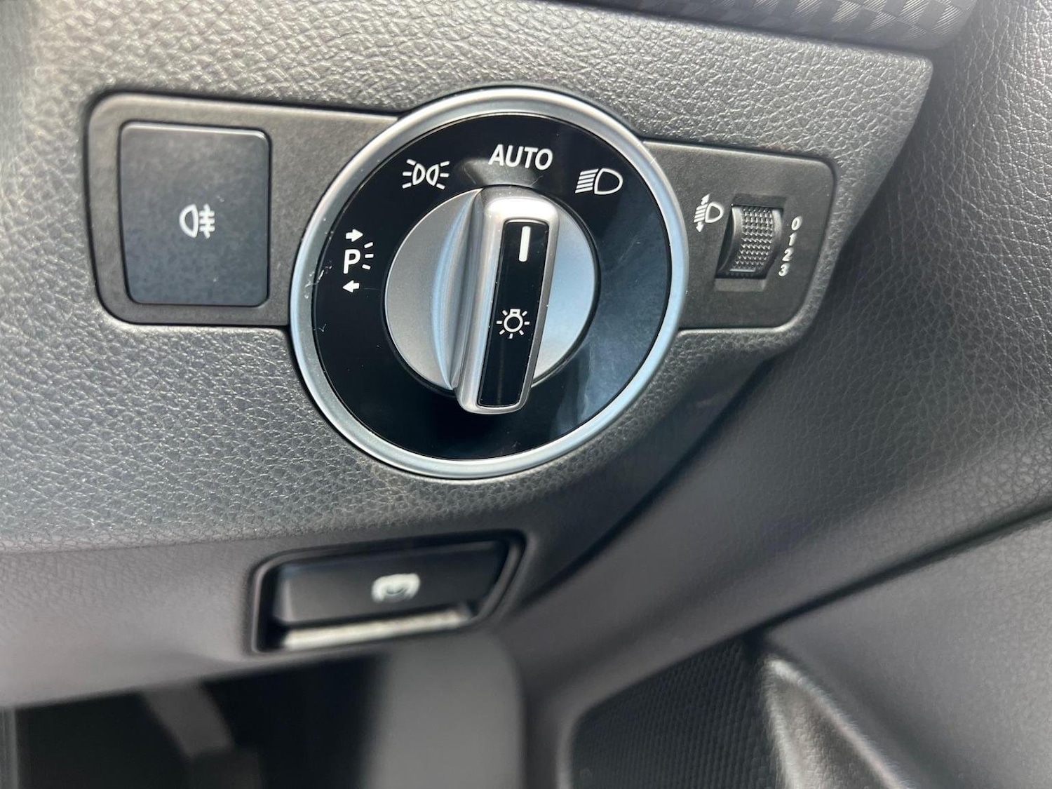 Used Mercedes-Benz A-Class 2017 for sale - 77802059: Photo 45