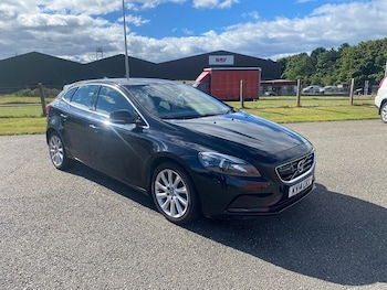 Used Volvo V40 2014 for sale - 79082567: Photo