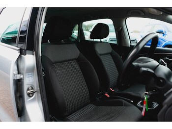 Used Volkswagen Polo 2017 for sale - 78408259: Photo