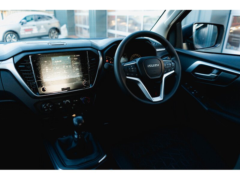 Used Isuzu D-Max 2025 for sale - 77685028: Photo 30