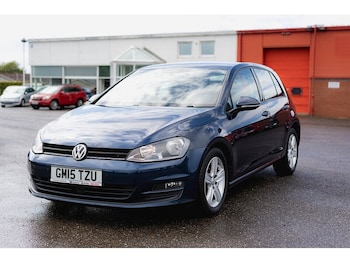 Used Volkswagen Golf 2015 for sale - 78712078: Photo