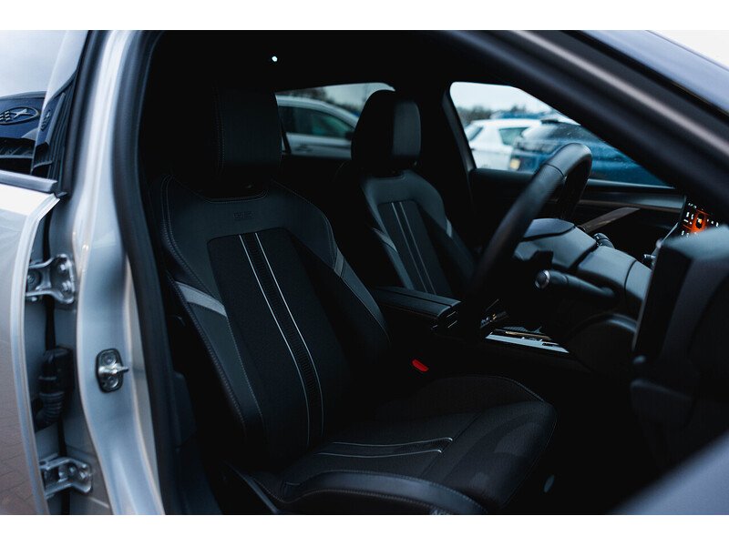 Used Vauxhall Astra 2024 for sale - 77685056: Photo 2