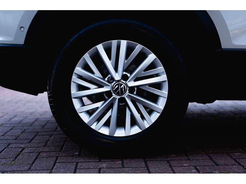 Used Volkswagen T-Roc 2022 for sale - 77685052: Photo 18