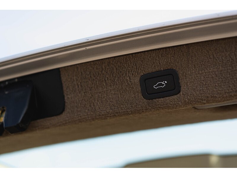 Used Volvo XC70 2011 for sale - 77974515: Photo 24