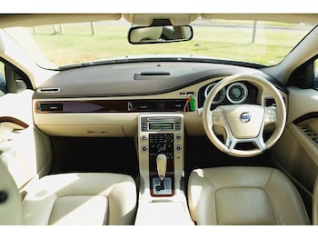 Used Volvo XC70 2011 for sale - 77974515: Photo