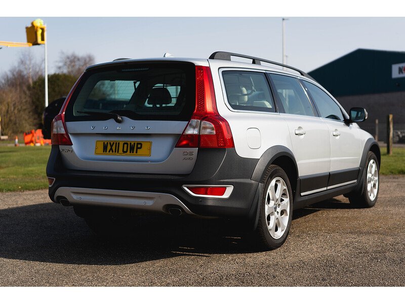 Used Volvo XC70 2011 for sale - 77974515: Photo 7