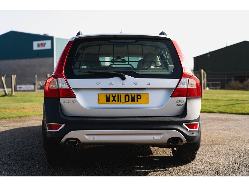 Used Volvo XC70 2011 for sale - 77974515: Photo 8