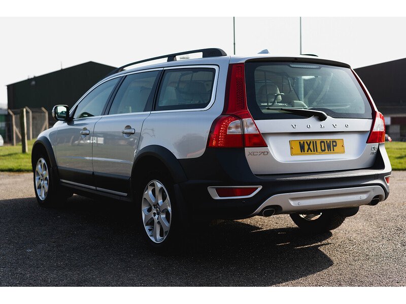 Used Volvo XC70 2011 for sale - 77974515: Photo 9