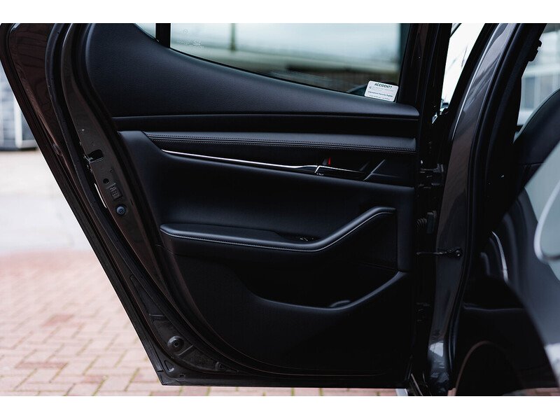 Used Mazda Mazda3 2019 for sale - 77685059: Photo 24