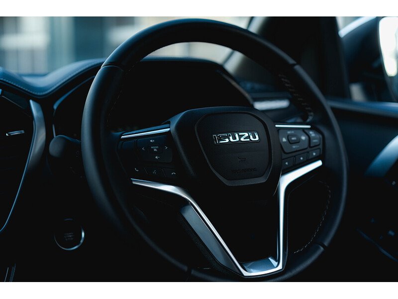 Used Isuzu D-Max 2025 for sale - 77685049: Photo 36