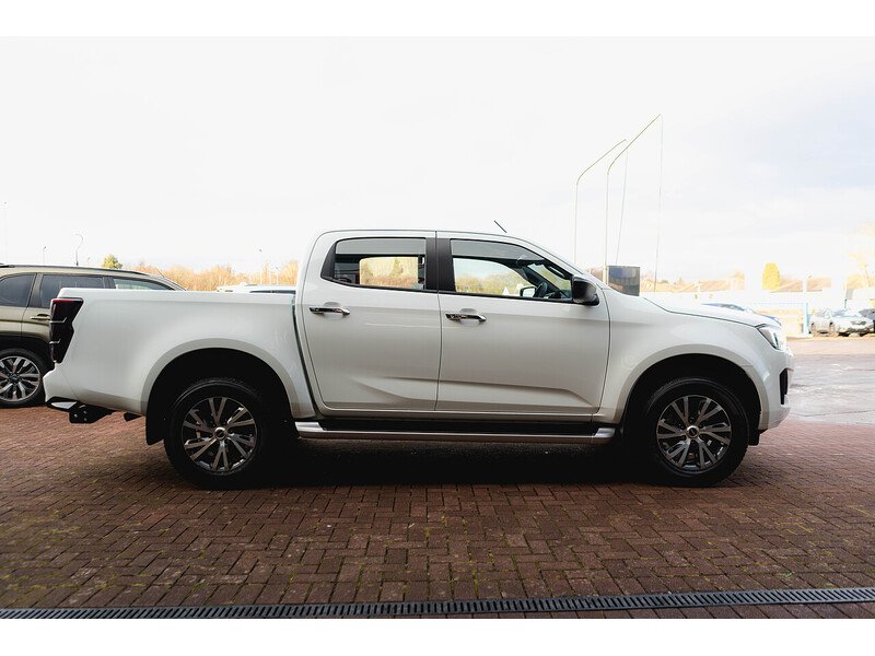 Used Isuzu D-Max 2025 for sale - 77685049: Photo 9