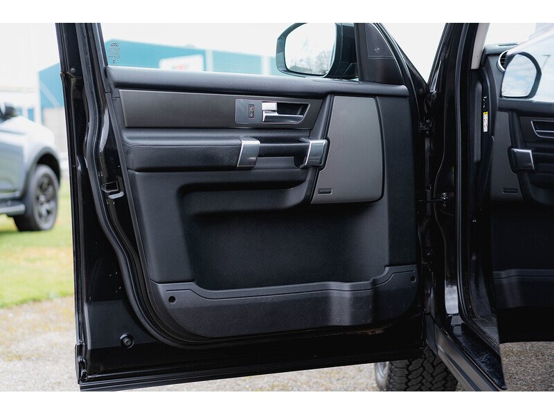 Used Land Rover Discovery 2016 for sale - 78132179: Photo 26