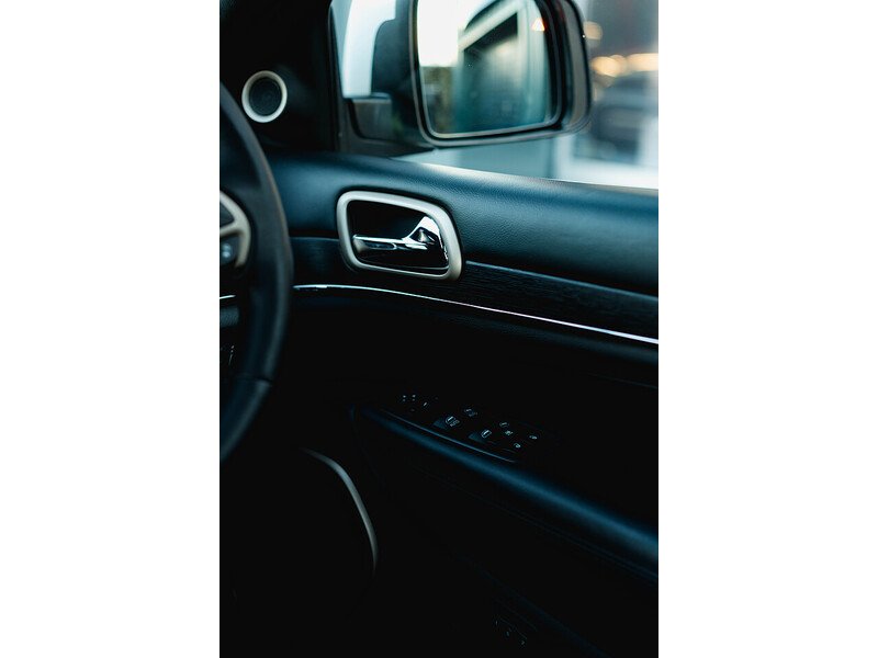 Used Jeep Grand Cherokee 2017 for sale - 77685026: Photo 37