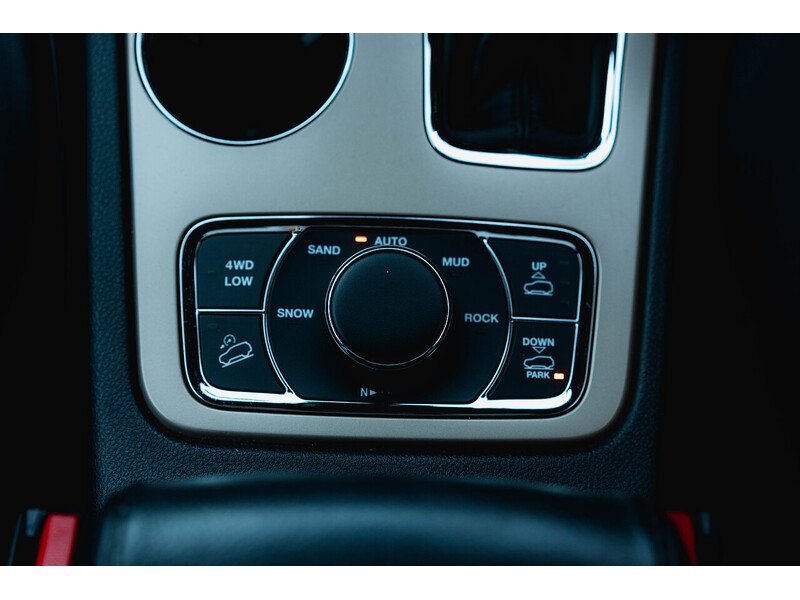 Used Jeep Grand Cherokee 2017 for sale - 77685026: Photo 42