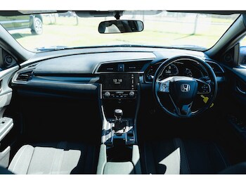 Used Honda Civic 2019 for sale - 78408288: Photo