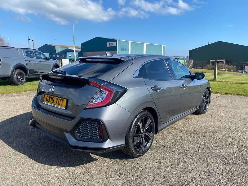 Used Honda Civic 2019 for sale - 78167988: Photo 6