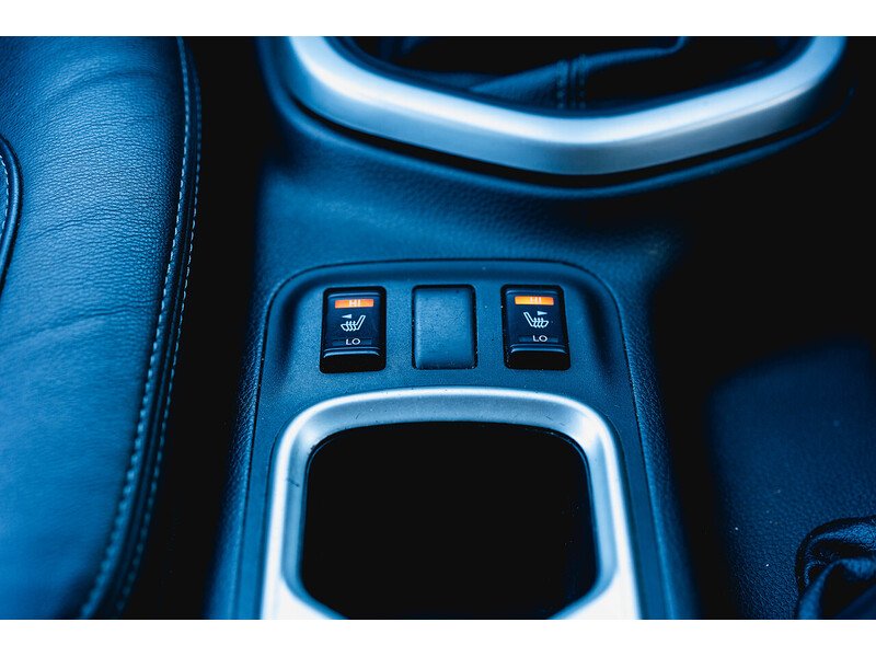 Used Nissan Navara 2021 for sale - 77805786: Photo 41