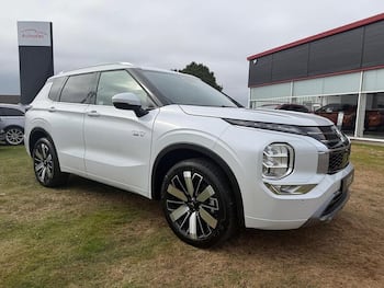 Used Mitsubishi Outlander 2026 for sale - 79760745: Photo