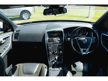 Used Volvo XC60 2017 for sale - 78711987: Photo