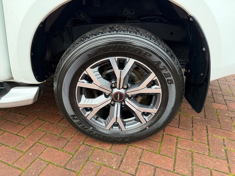 Used Isuzu D-Max 2023 for sale - 77685020: Photo 15