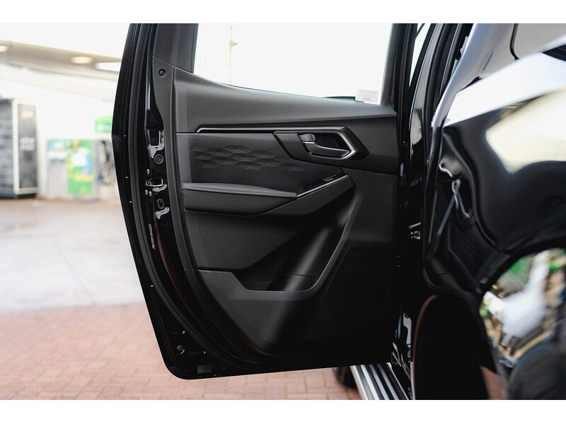 Used Isuzu D-Max 2025 for sale - 77685033: Photo 25