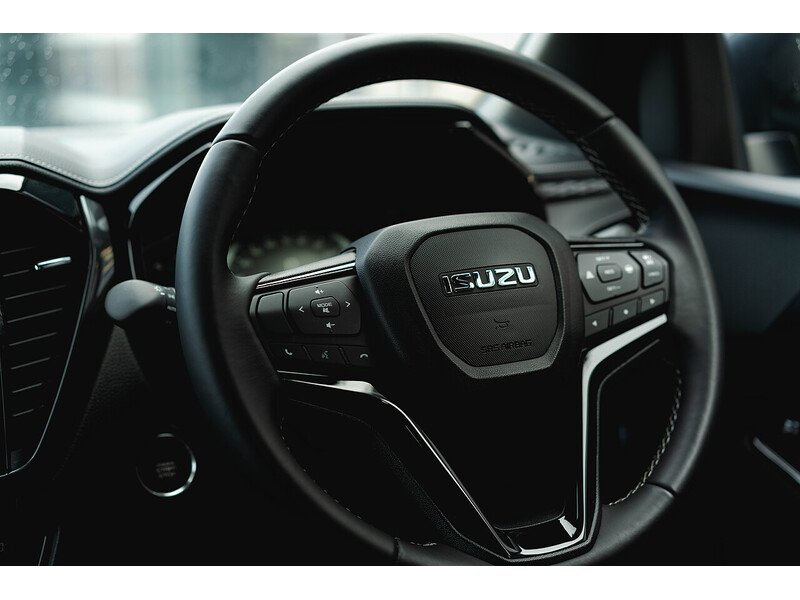 Used Isuzu D-Max 2025 for sale - 77685033: Photo 36