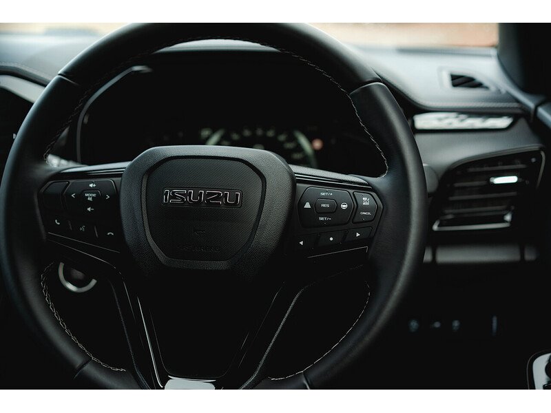 Used Isuzu D-Max 2025 for sale - 77685033: Photo 39