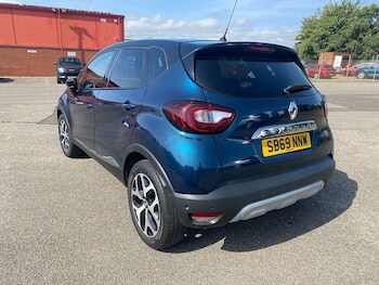 Used Renault Captur 2019 for sale - 79642584: Photo