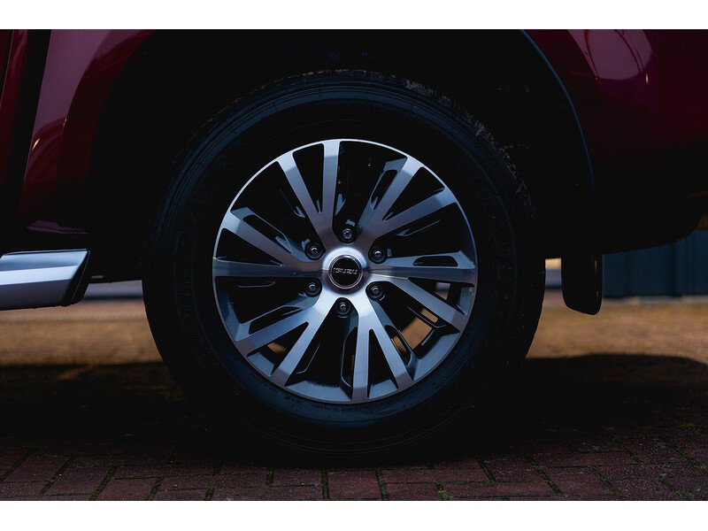 Used Isuzu D-Max 2025 for sale - 77685032: Photo 20